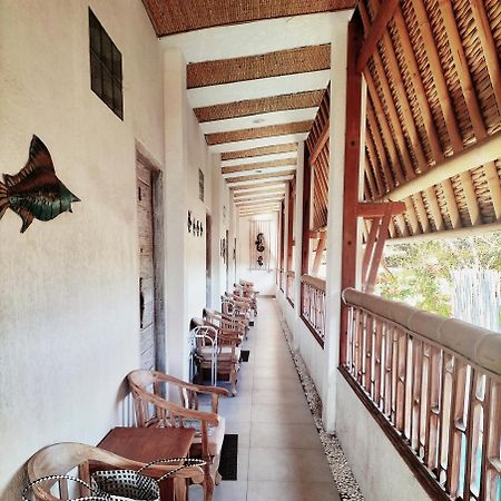 The 5 Brothers Hotel Гили Траванган Экстерьер фото